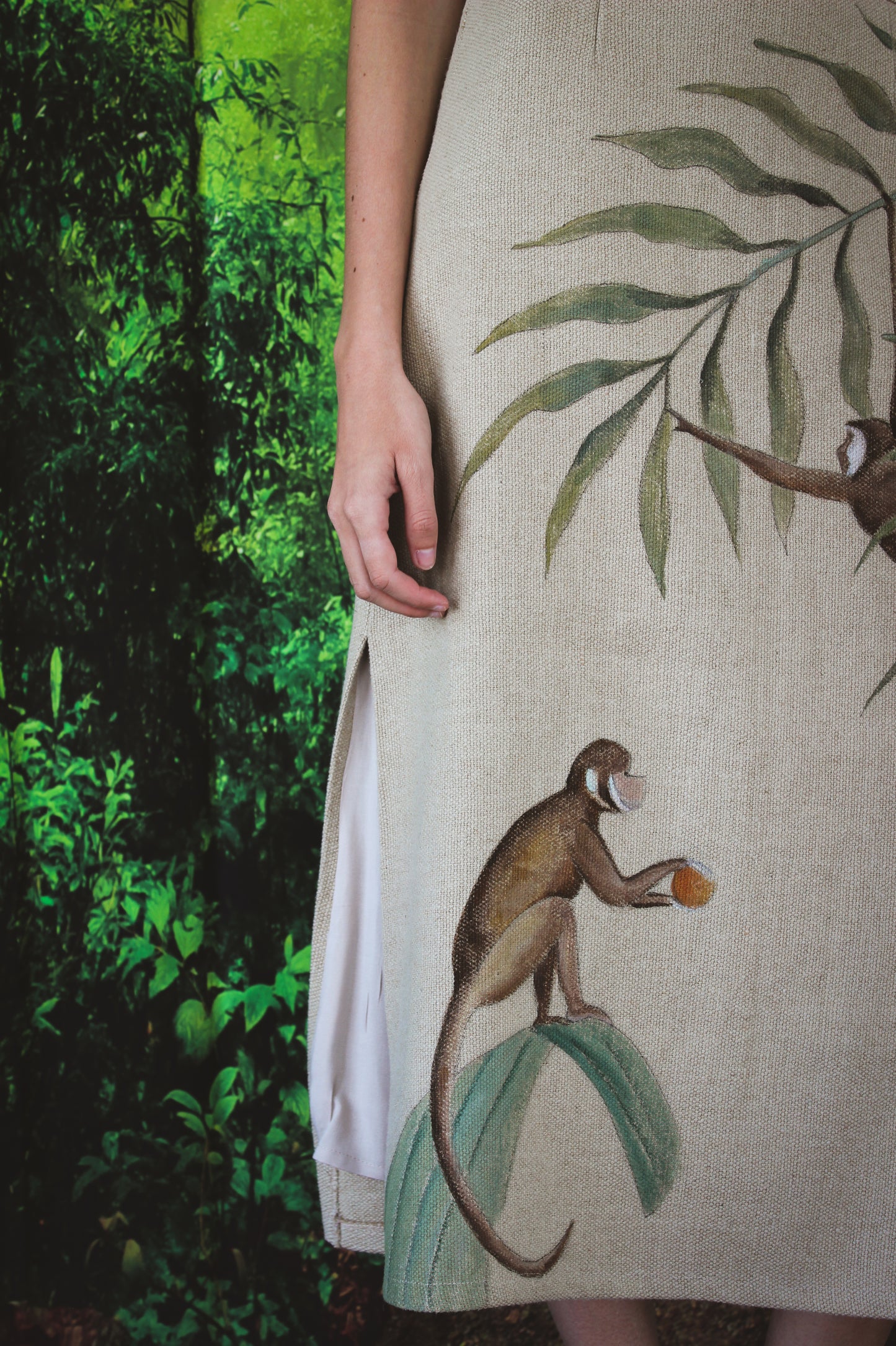 FALDA DIALOGO DE MONOS