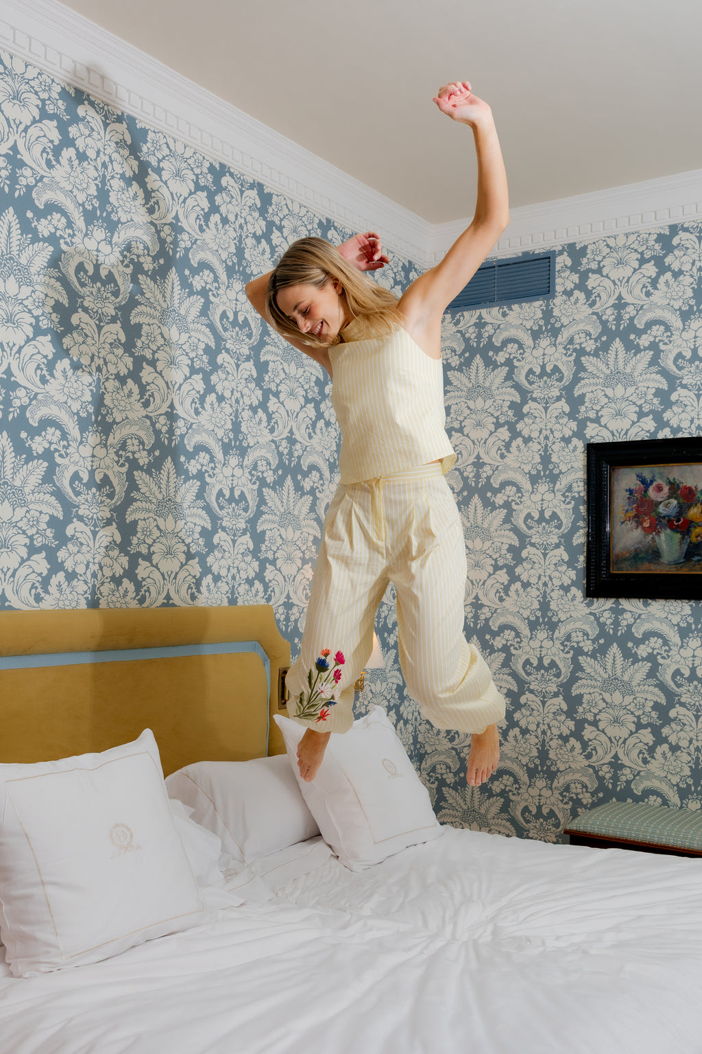 Bombacho brote amarillo