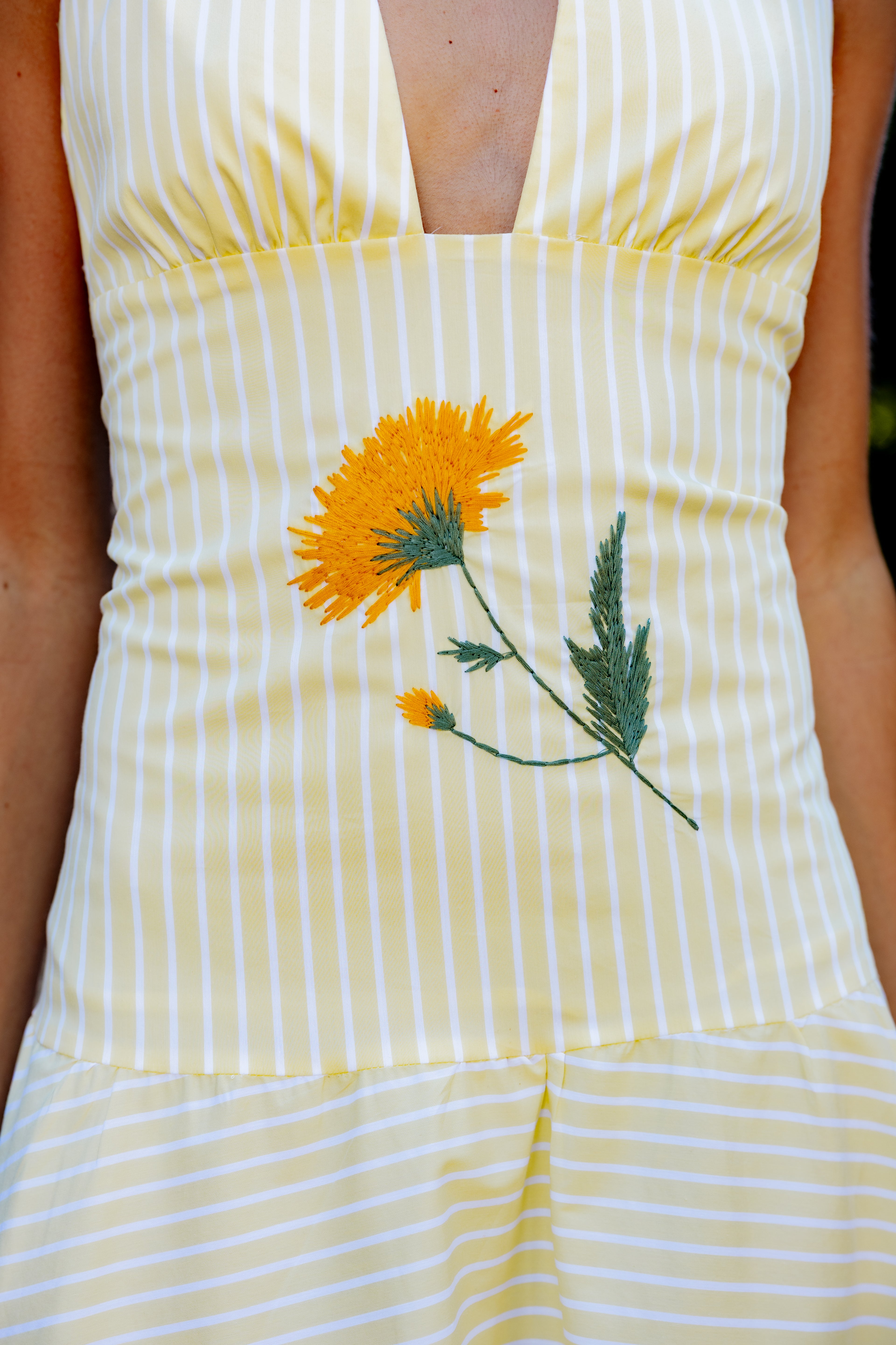 VESTIDO RAÍZ AMARILLO